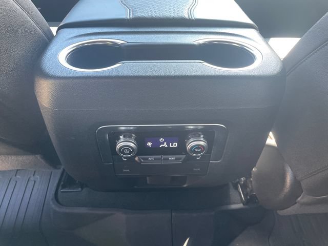 Certified 2025 GMC Yukon XL AT4 w/ LPO, Floor Liner Package AWD/4WD image 23