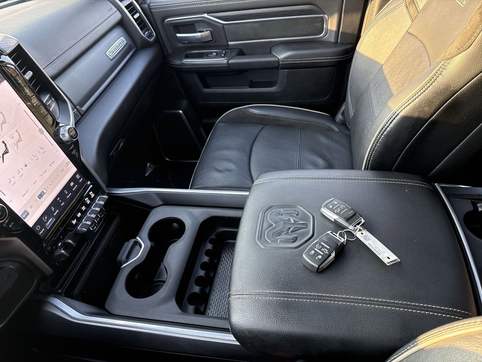 Used 2024 RAM 2500 Laramie w/ Night Edition image 21