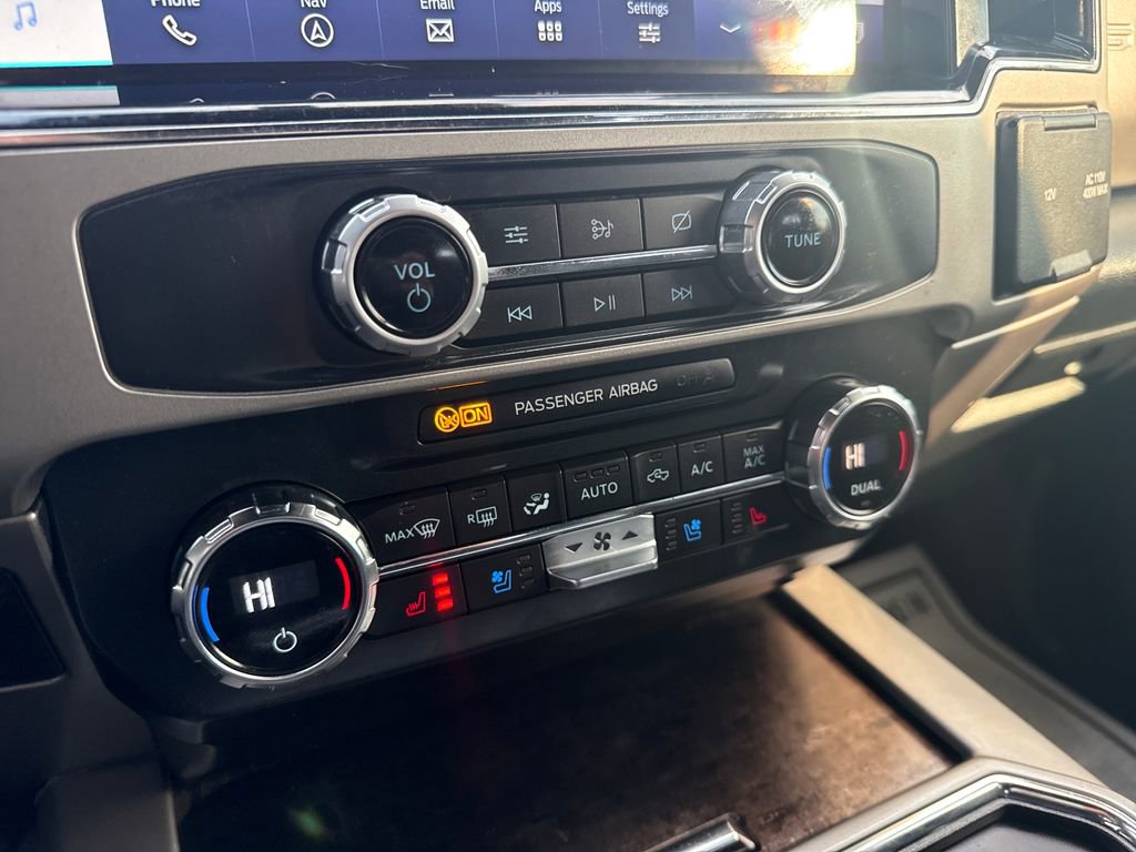 Used 2022 Ford F350 Lariat w/ Lariat Ultimate Package image 45