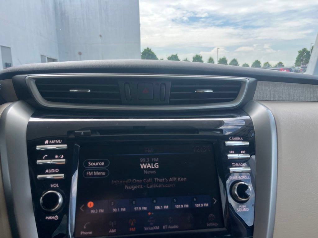Used 2019 Nissan Murano SV FWD image 16