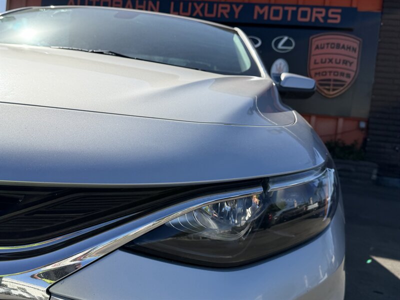 Used 2020 Chevrolet Malibu LT FWD image 6