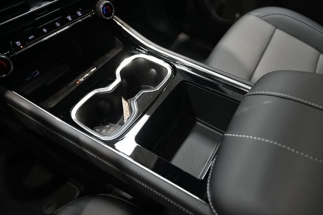 New 2027 Chevrolet Traverse LT w/ Sun and Wheel Package FWD image 20