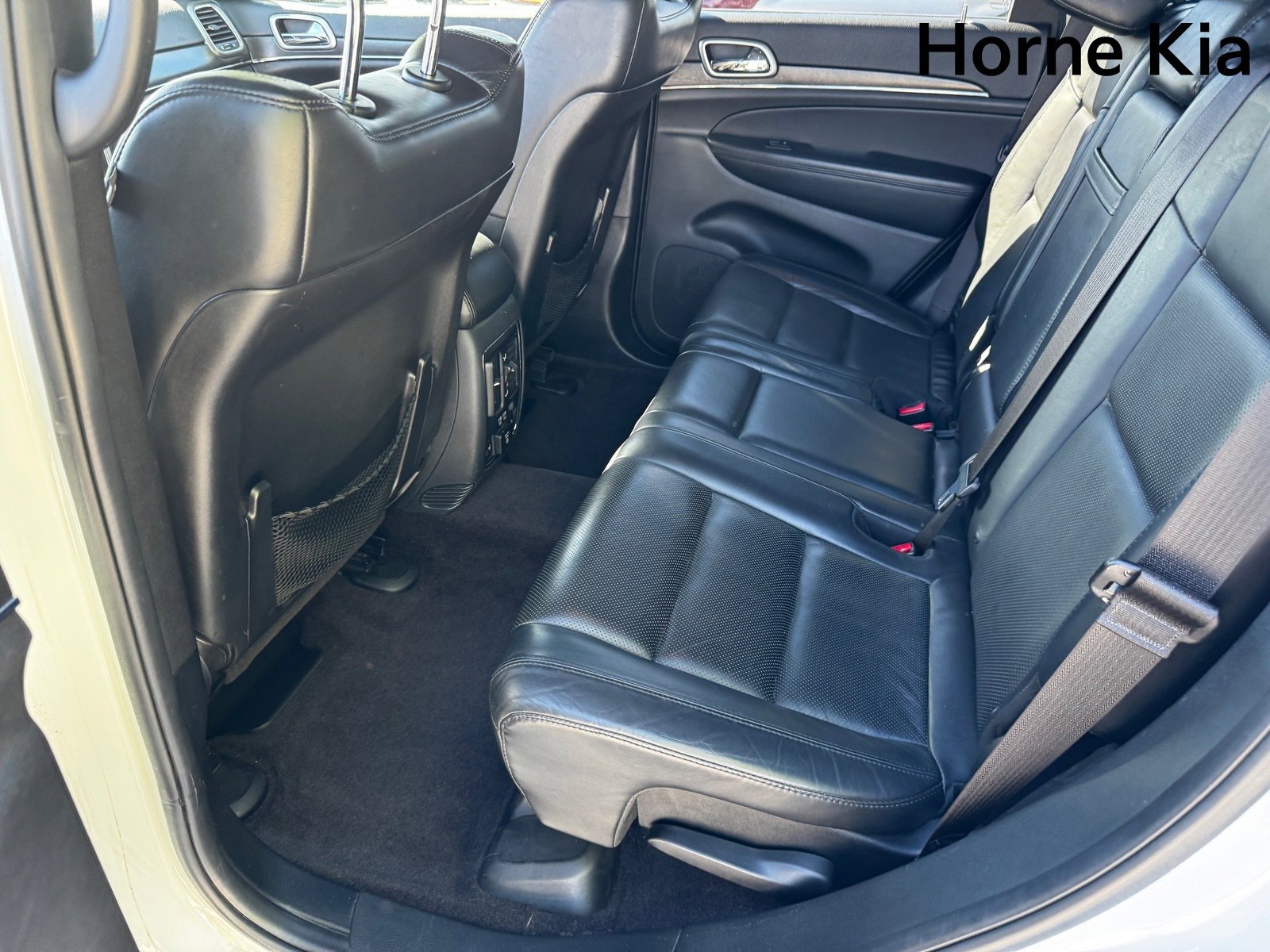 Used 2018 Jeep Grand Cherokee Limited w/ Luxury Group II image 11