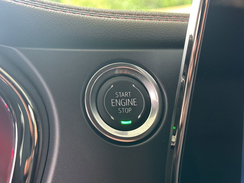 Used 2025 Chevrolet Blazer RS image 6