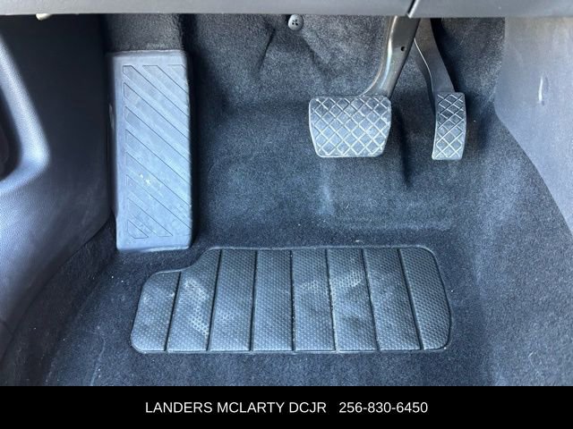 Used 2022 Volkswagen Taos SEL w/ Panoramic Sunroof Package image 23