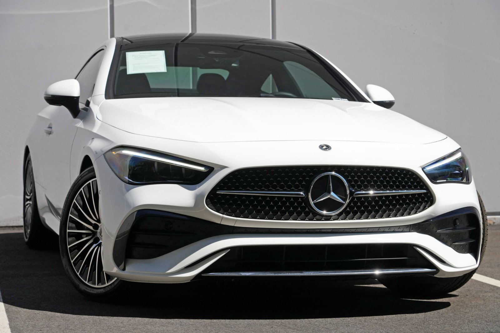 Used 2024 Mercedes-Benz CLE 450 4MATIC Coupe image 4
