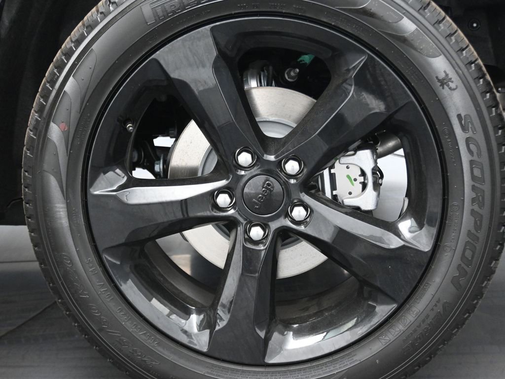 New 2025 Jeep Grand Cherokee Limited w/ Luxury Tech Group II image 33