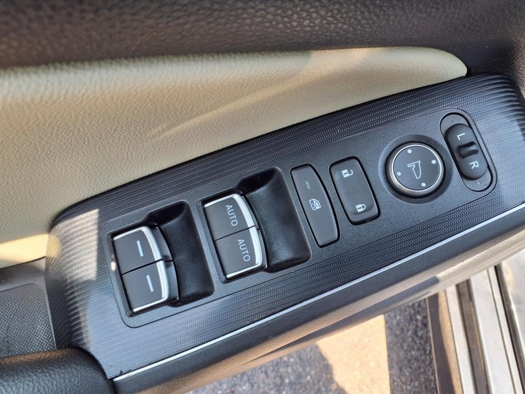 Used 2024 Honda Civic Touring image 29