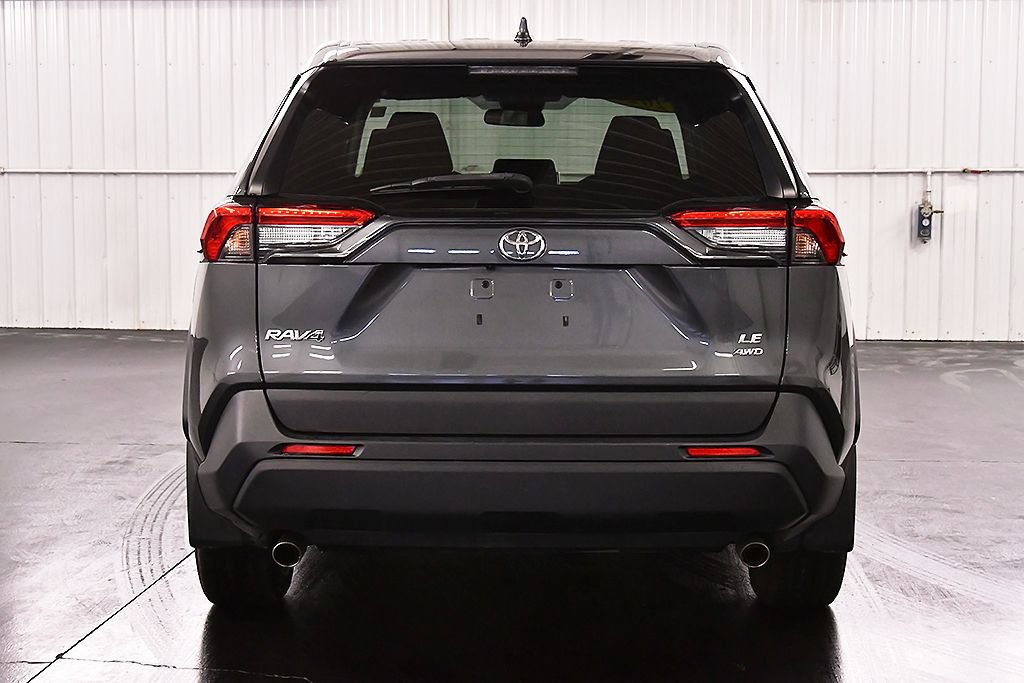 Used 2023 Toyota RAV4 LE AWD/4WD image 6