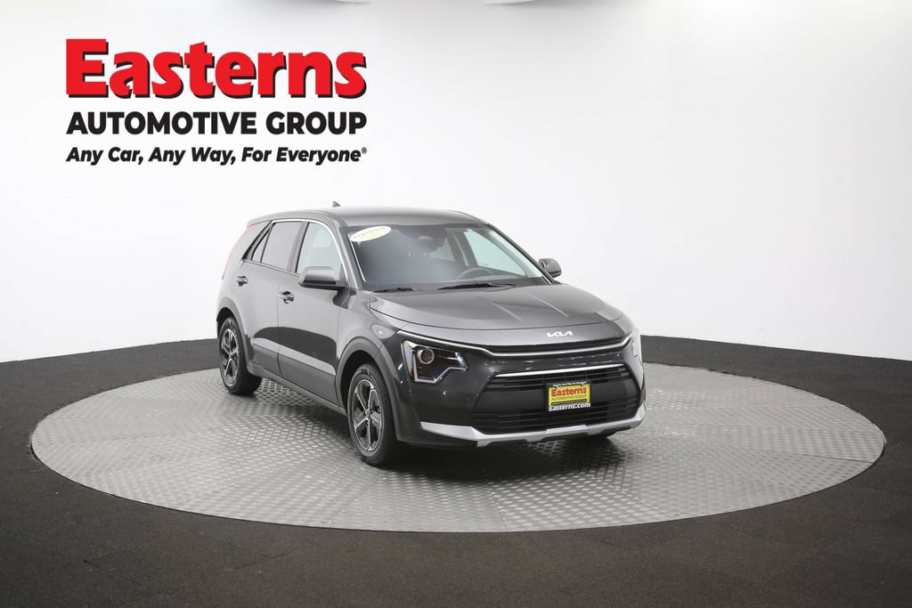 Used 2025 Kia Niro LX FWD image 47