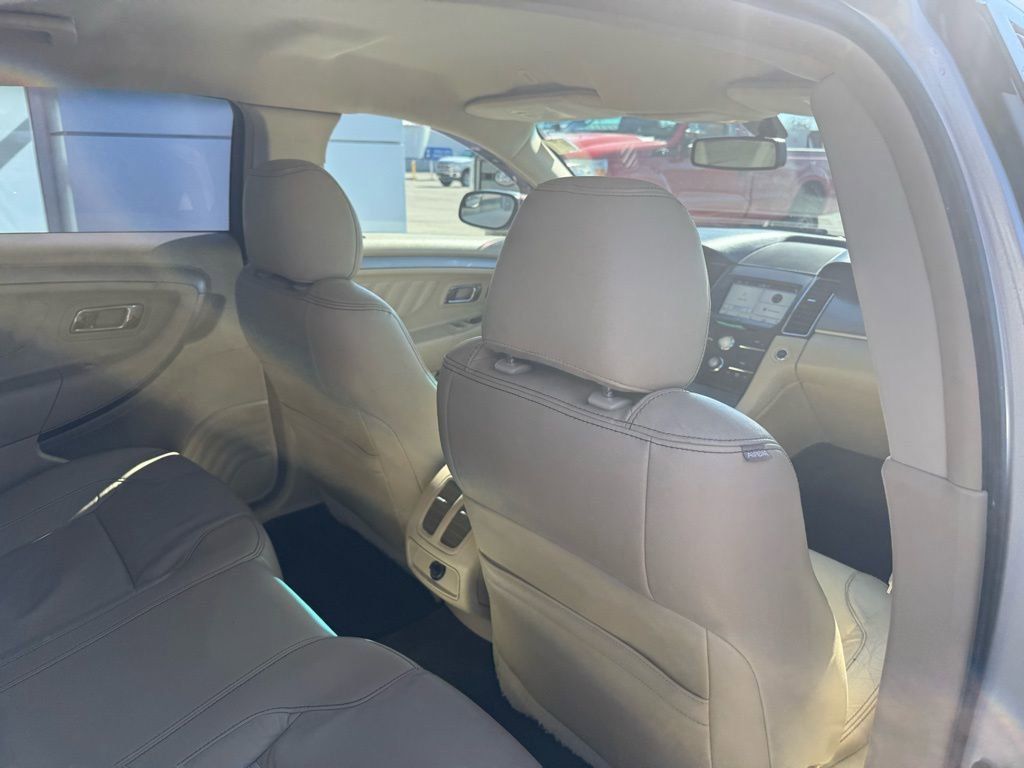 Used 2016 Ford Taurus SEL w/ Equipment Group 201A image 19