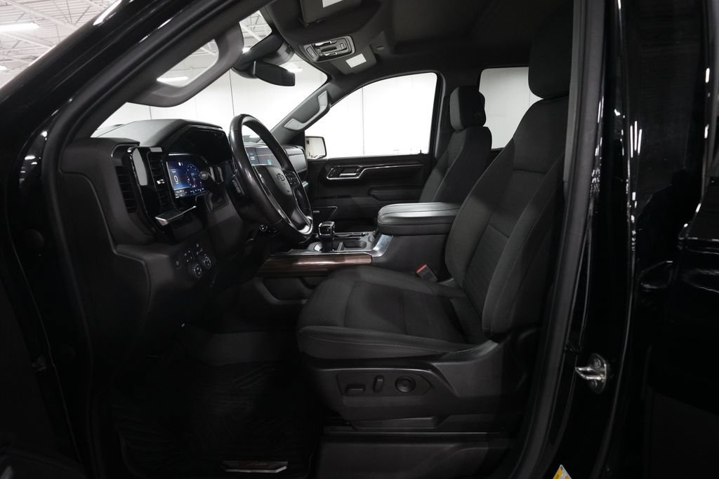 Used 2023 Chevrolet Silverado 1500 RST w/ All Star Edition Plus AWD/4WD image 7