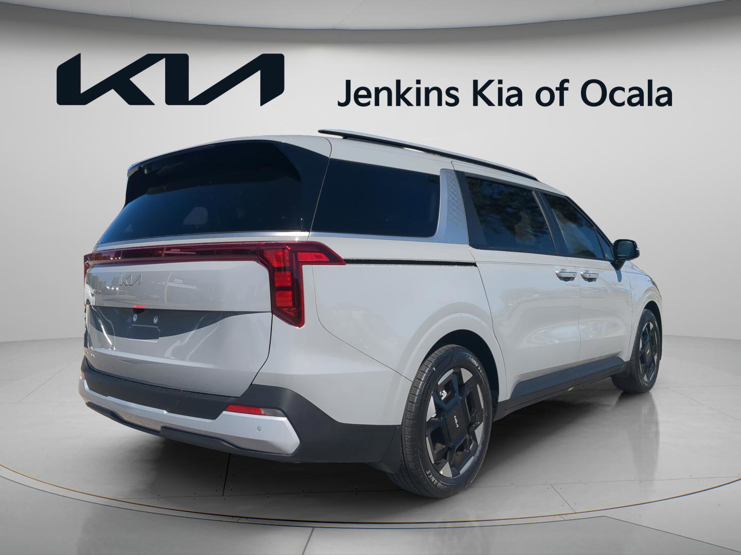 New 2026 Kia Carnival EX FWD image 3