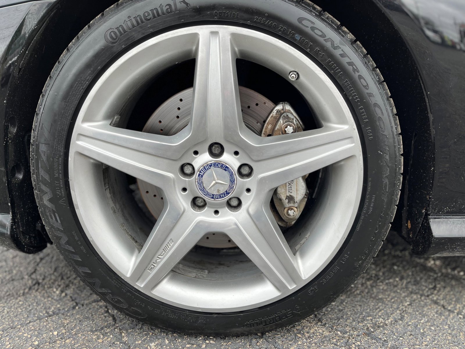 Used 2011 Mercedes-Benz S 550 4MATIC image 14