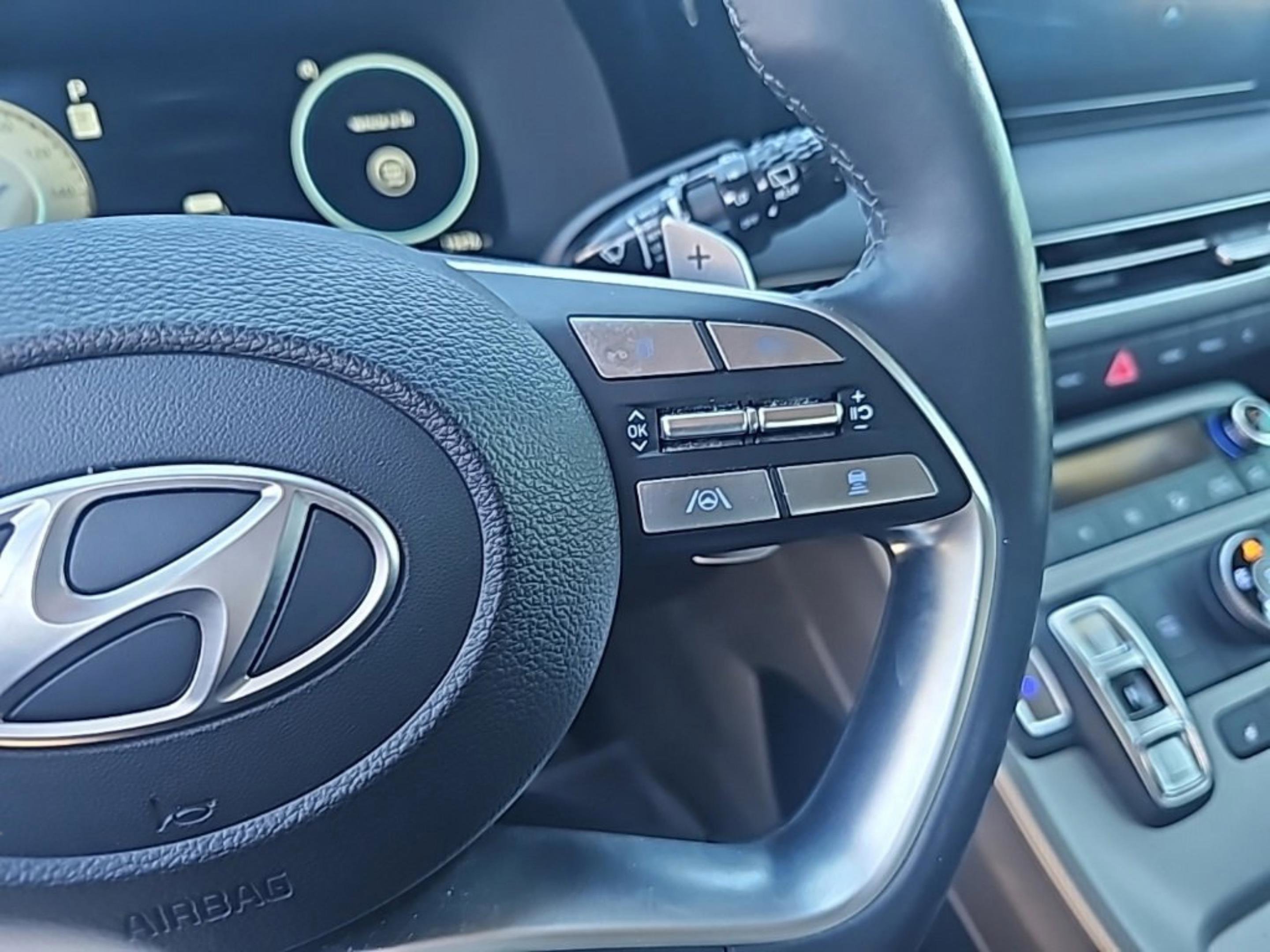 Used 2023 Hyundai Palisade SEL w/ Premium Package image 21