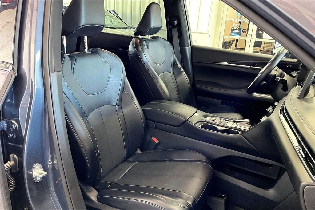 Used 2022 INFINITI QX60 Sensory image 26