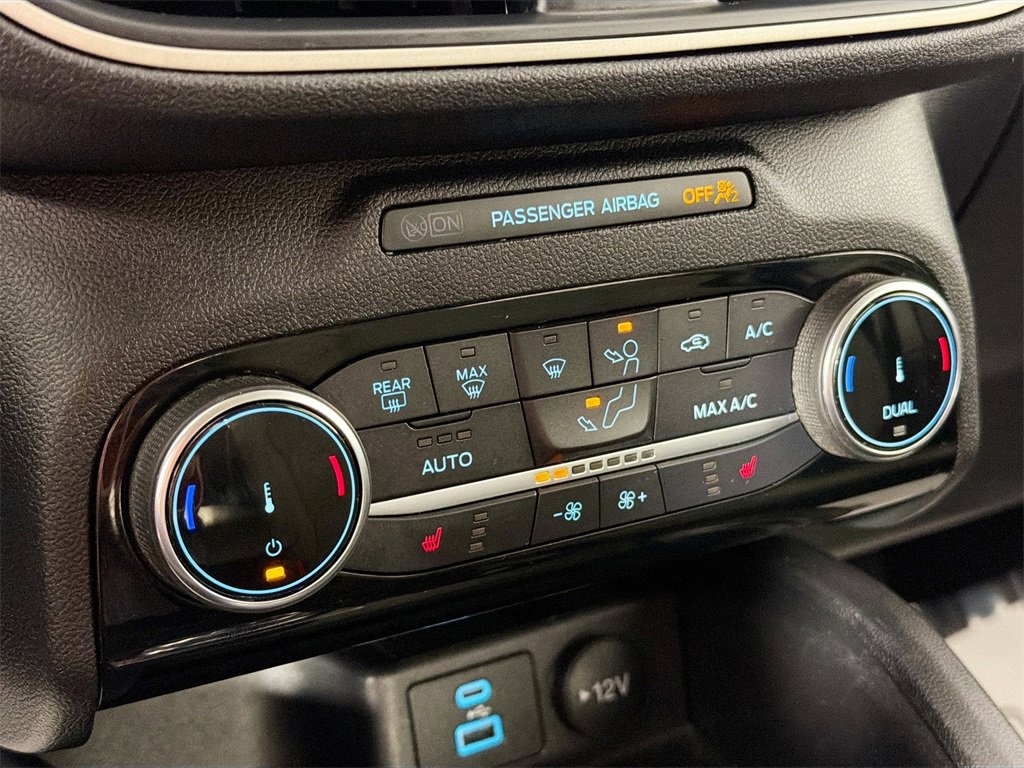 Used 2022 Ford Escape SE image 14