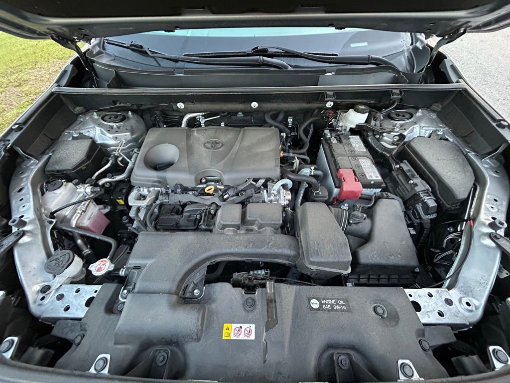 Used 2024 Toyota RAV4 Limited image 11