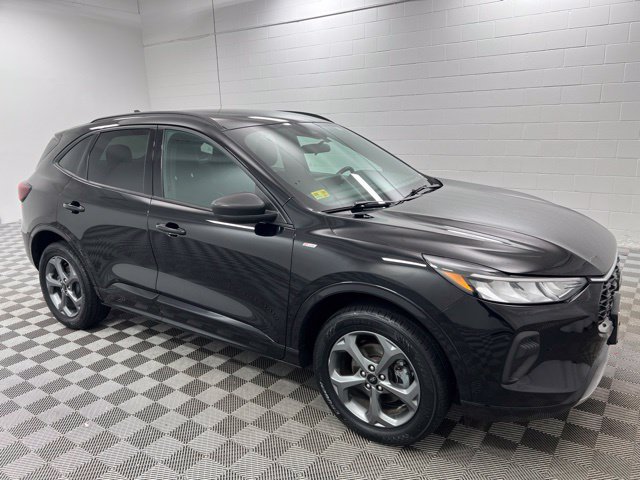 Used 2024 Ford Escape ST-Line w/ Tech Pack #1 AWD/4WD image 4