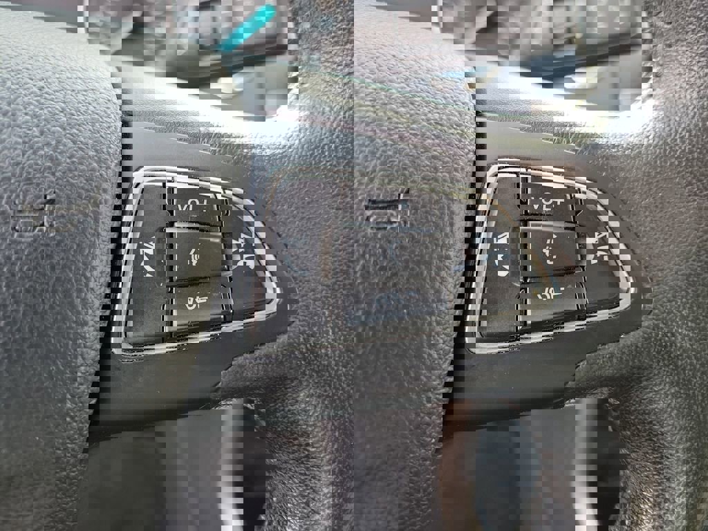 Used 2019 Ford EcoSport SE image 21