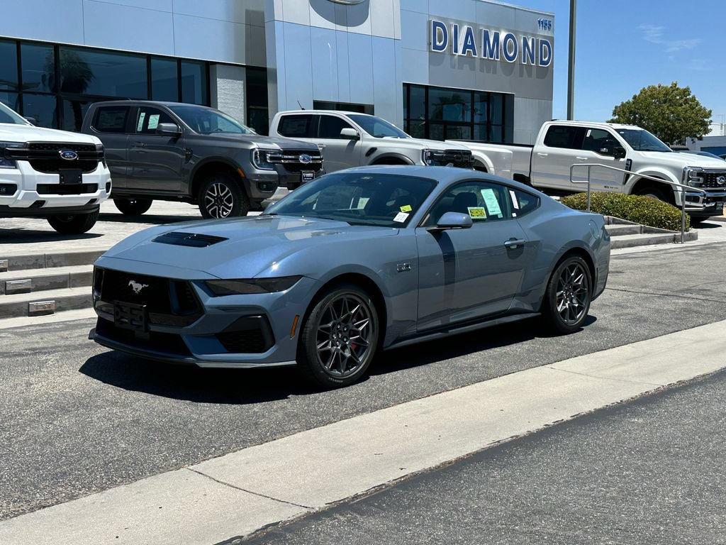 New 2026 Ford Mustang GT Premium w/ GT Performance Package RWD image 2
