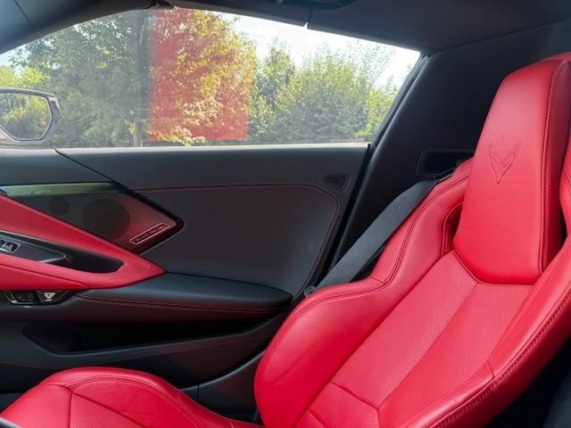 Used 2025 Chevrolet Corvette Stingray Preferred Conv w/ Stealth Interior Trim Package RWD image 20