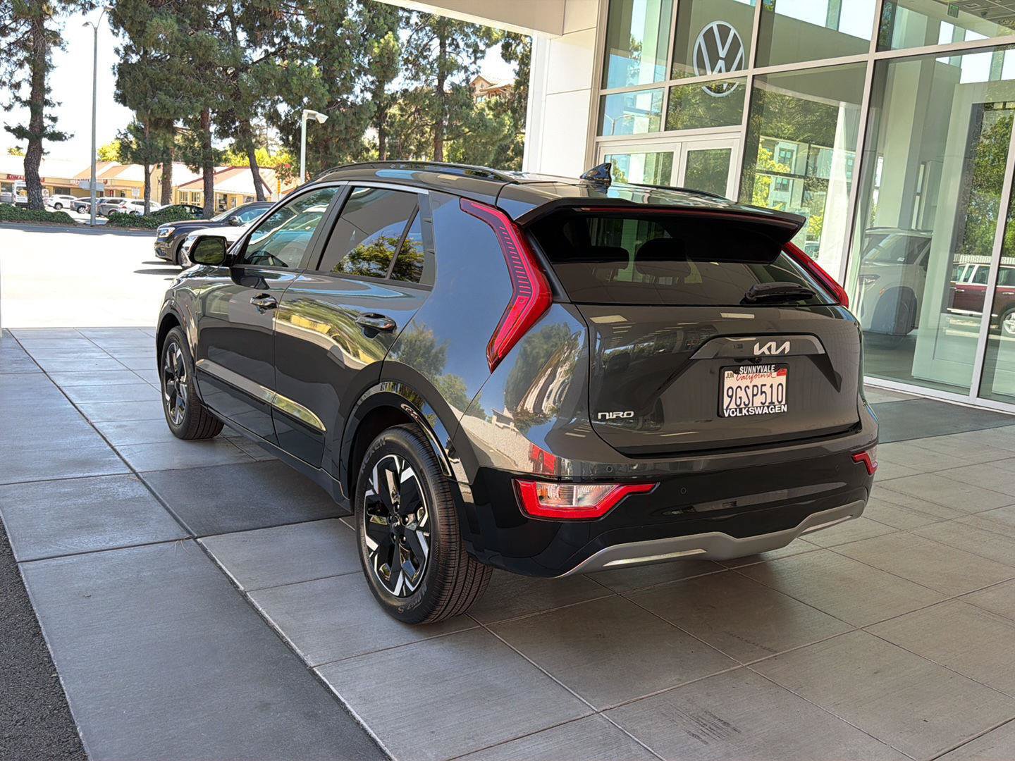 Used 2023 Kia Niro Wind FWD image 3