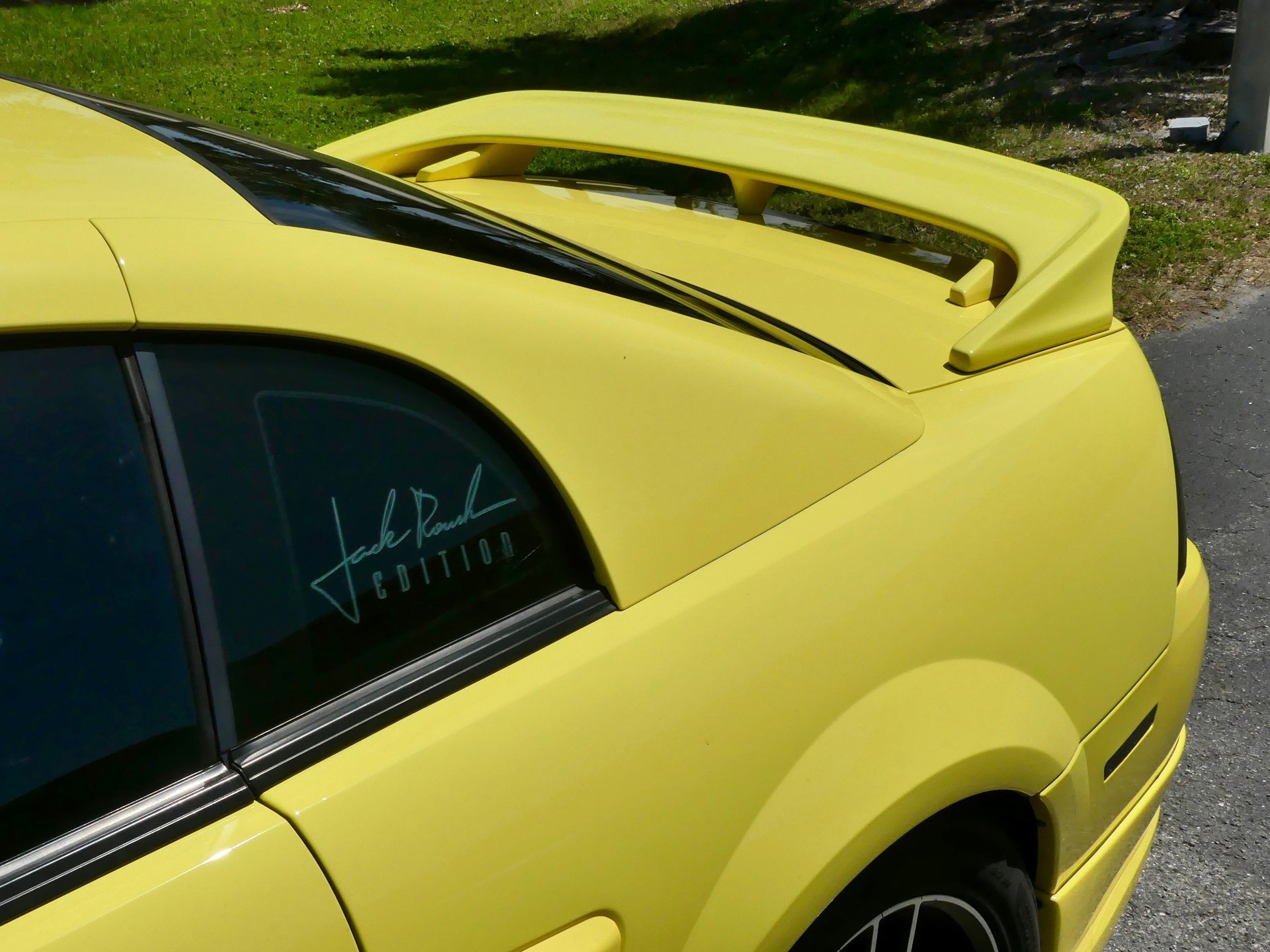 Used 2001 Ford Mustang GT RWD image 55