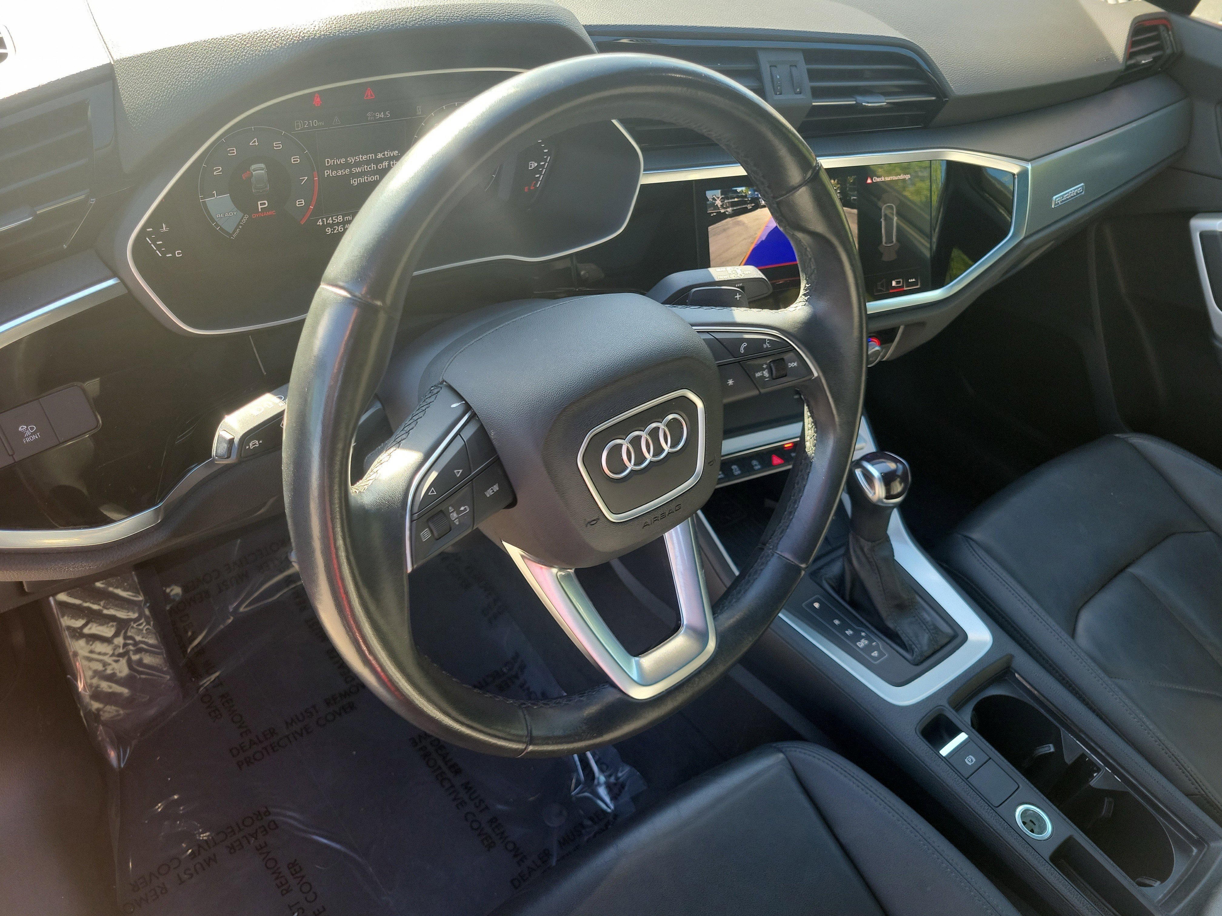 Used 2024 Audi Q3 2.0T Premium image 25