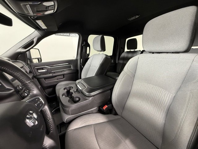 Used 2024 RAM 3500 Big Horn image 28