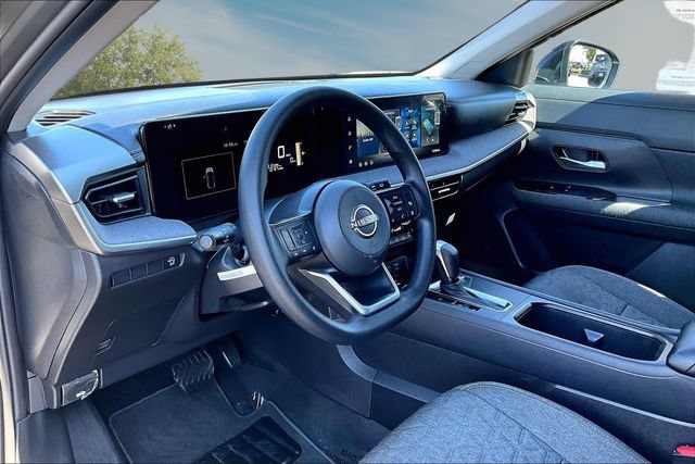 Certified 2026 Nissan Kicks SV FWD image 16