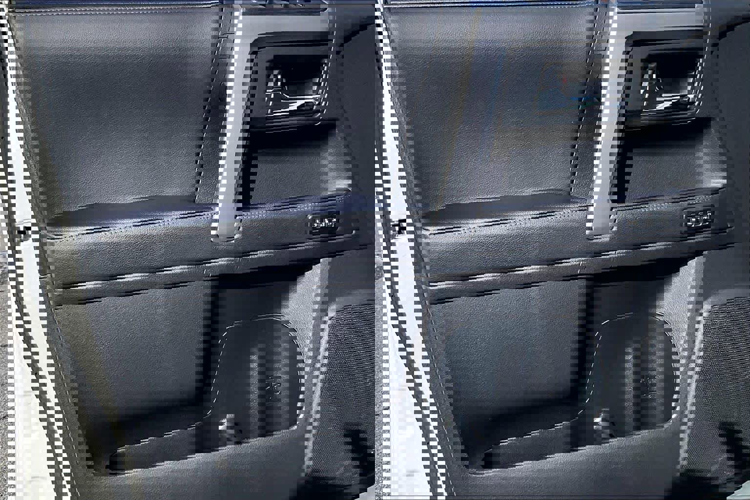 Used 2023 Toyota 4Runner Limited image 22