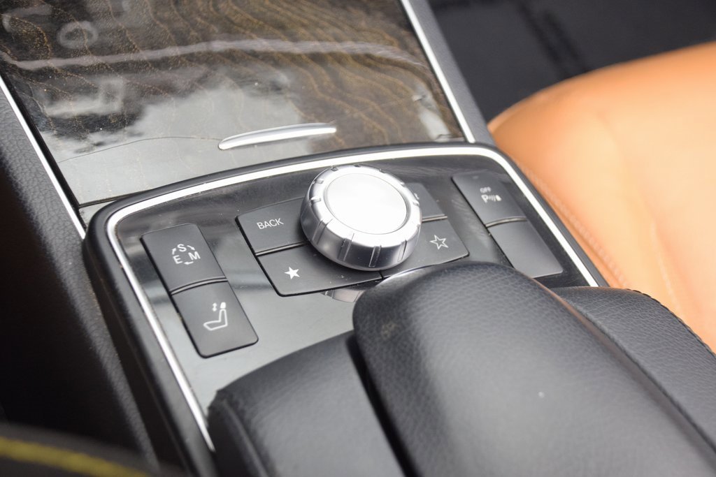 Used 2015 Mercedes-Benz E 400 Cabriolet image 28
