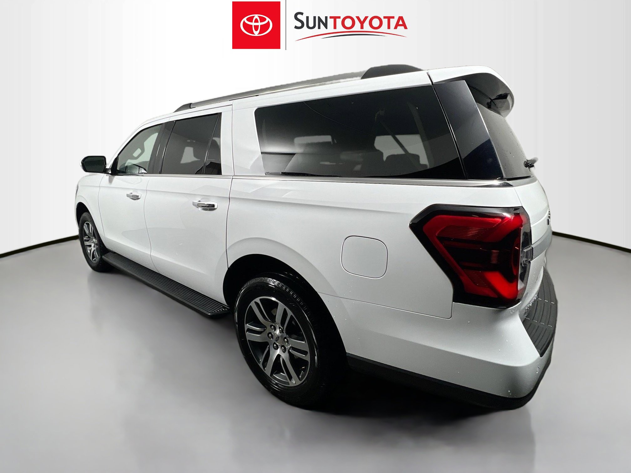 Used 2024 Ford Expedition Max Limited image 6