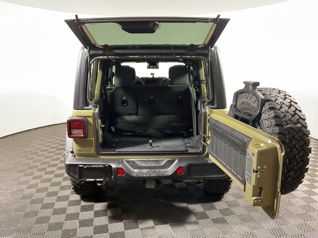 Used 2025 Jeep Wrangler Unlimited Sport AWD/4WD image 15