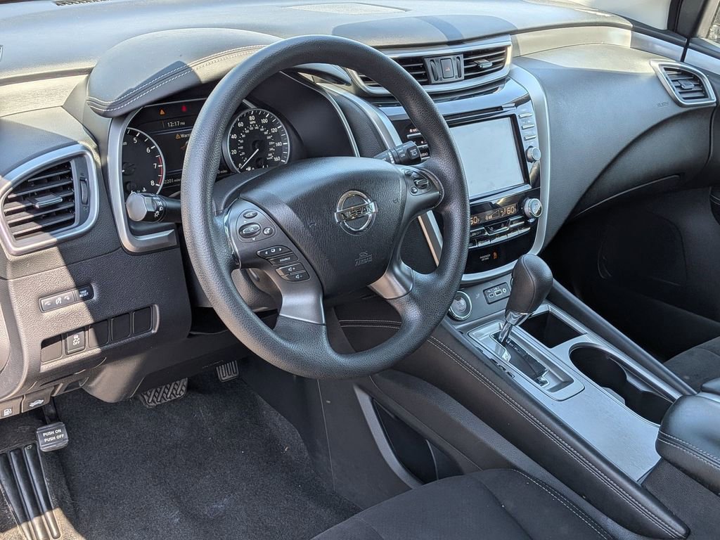Used 2019 Nissan Murano S AWD/4WD image 10
