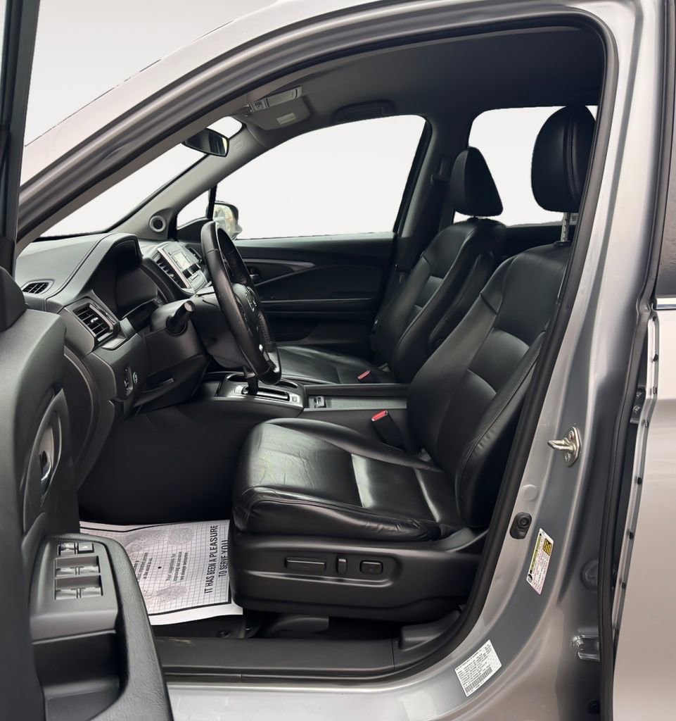 Used 2017 Honda Ridgeline RTL image 12