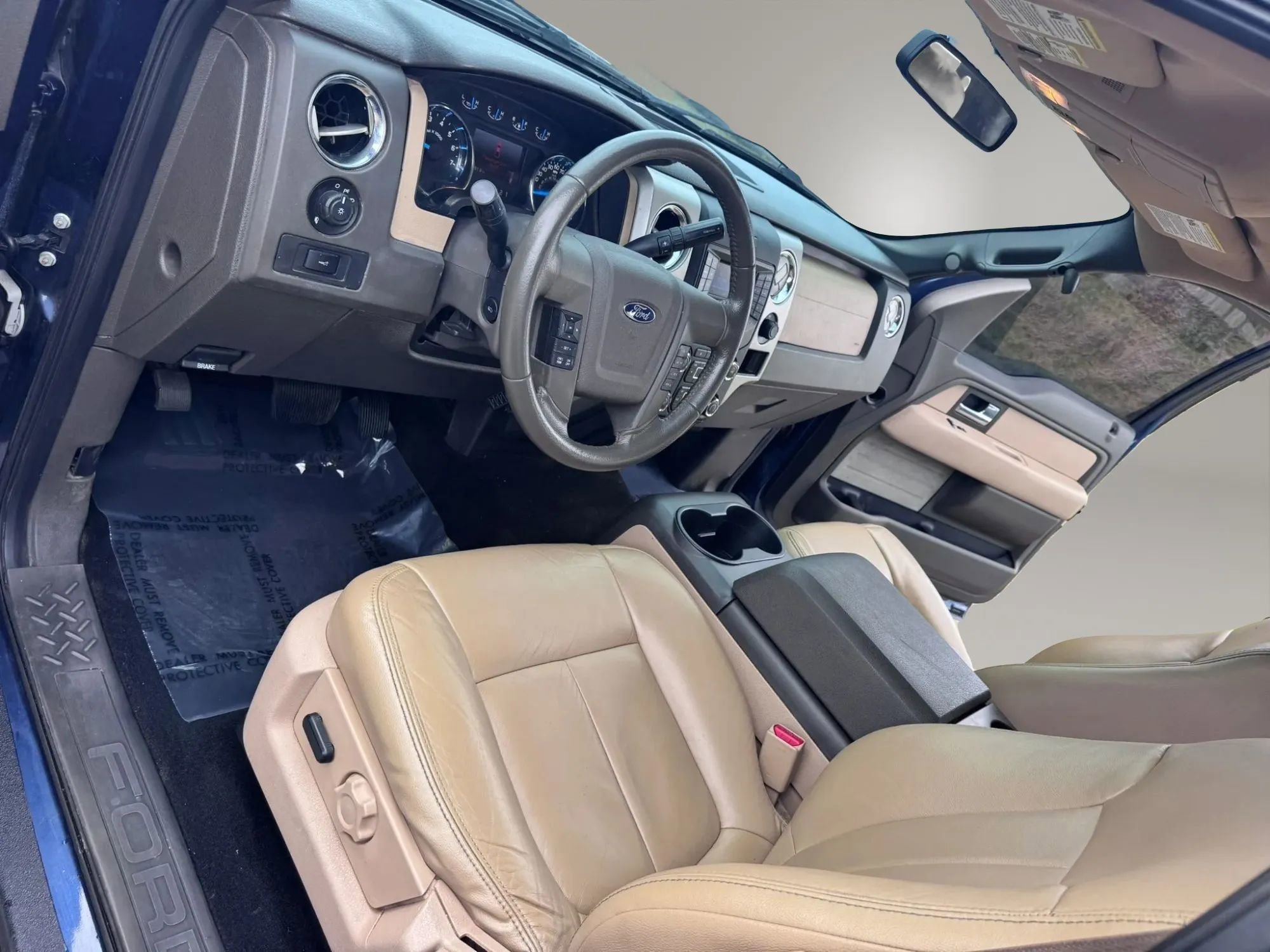 Used 2014 Ford F150 XLT w/ Equipment Group 302A Luxury AWD/4WD image 13