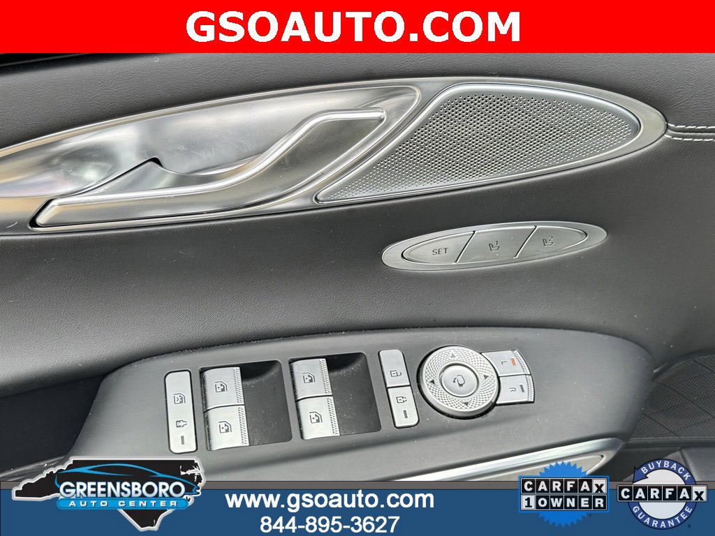 Used 2022 Genesis GV70 2.5T w/ Select Package image 25