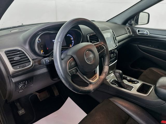 Used 2019 Jeep Grand Cherokee Altitude image 10