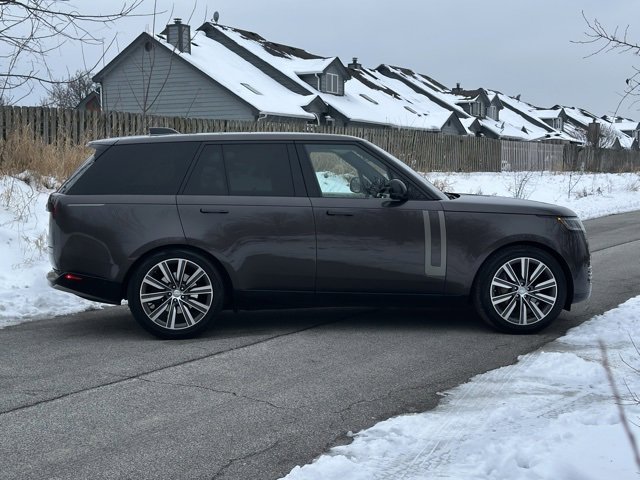 Used 2023 Land Rover Range Rover SE image 5