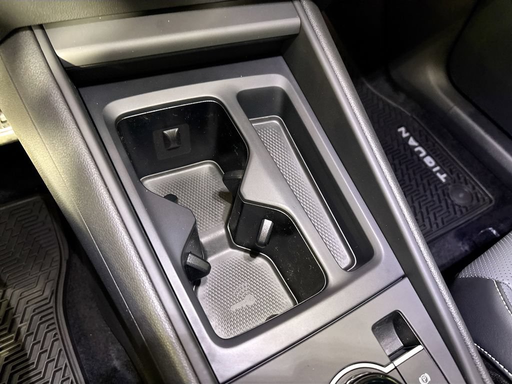New 2026 Volkswagen Tiguan SE R-Line AWD/4WD image 15