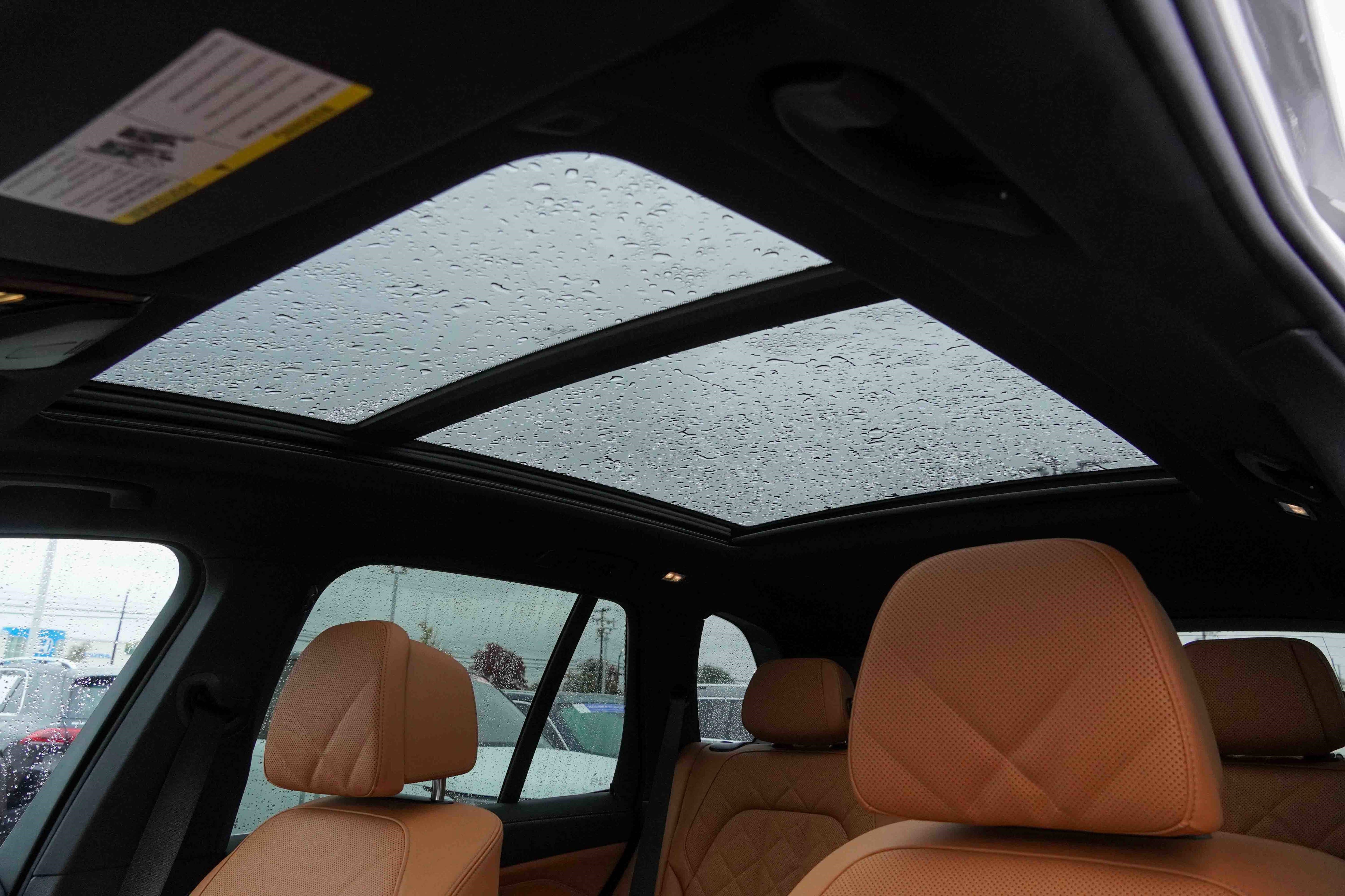 Certified 2025 BMW X5 xDrive40i w/ Climate Comfort Package image 15