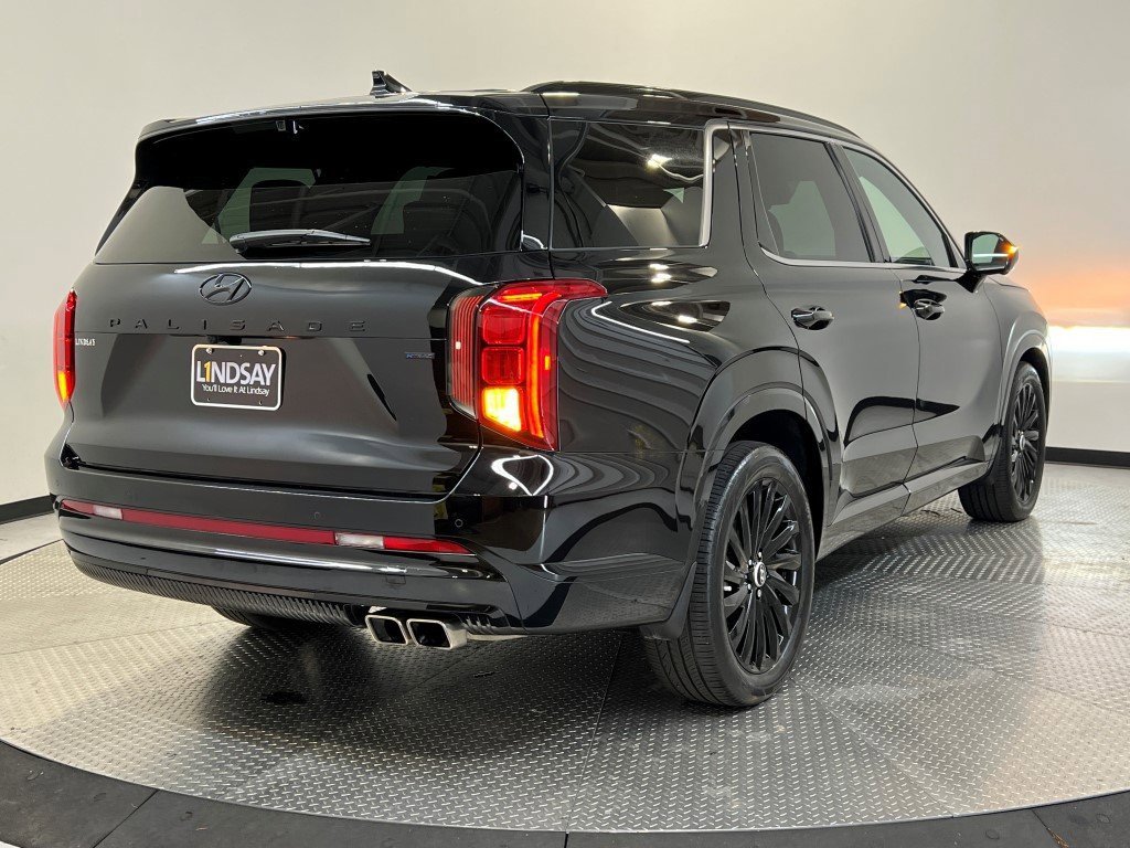 Used 2024 Hyundai Palisade Calligraphy image 6