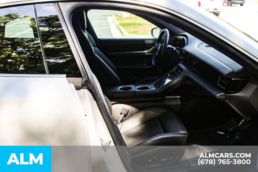 Used 2025 Porsche Taycan Turbo w/ Premium Package image 21