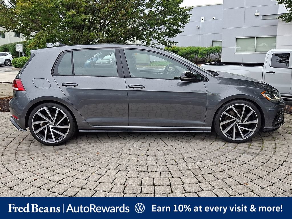 Used 2018 Volkswagen Golf R 4-Door AWD/4WD image 9