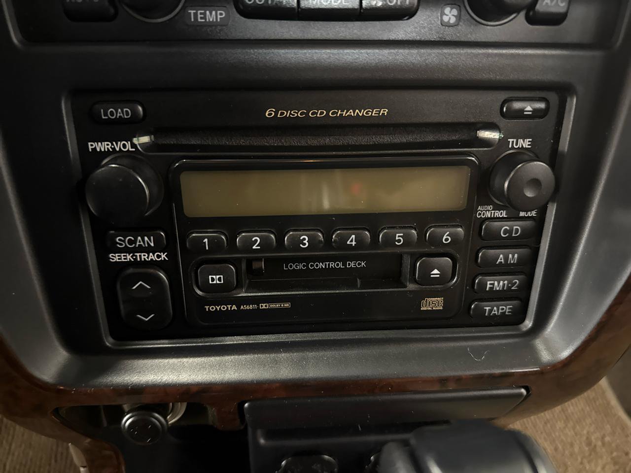 Used 2001 Toyota 4Runner Limited image 18