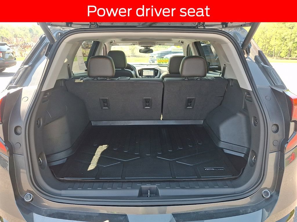 Used 2021 GMC Terrain SLT w/ Infotainment Package II AWD/4WD image 28