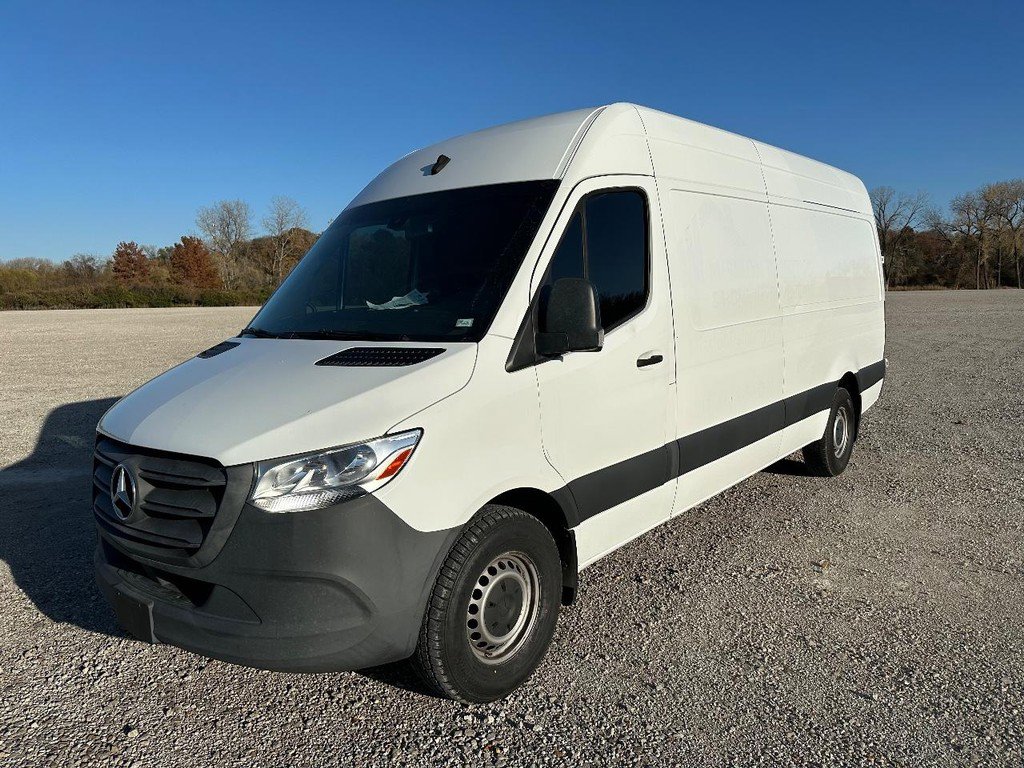 Used 2021 Mercedes-Benz Sprinter 2500 w/ Driver Convenience Package image 8
