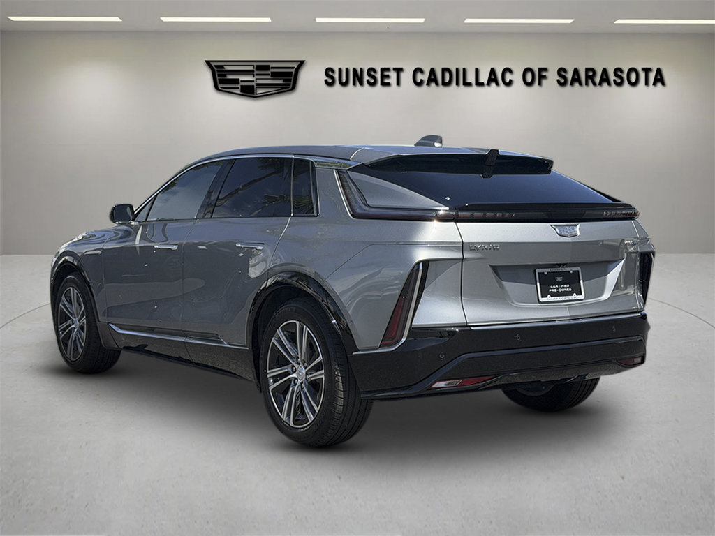Certified 2024 Cadillac Lyriq Luxury RWD image 5